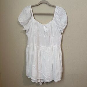Hollister White Romper, With pockets XL